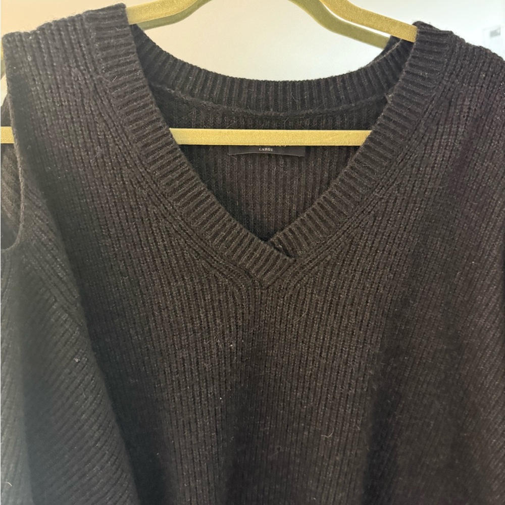 All Saints Charcoal V-Neck  Cold Shoulder Sweater - Picture 2 of 12